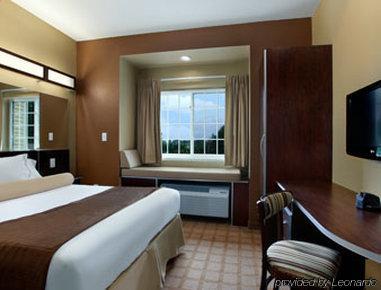 Microtel Inn & Suites By Wyndham Брайсон-Сити Номер фото
